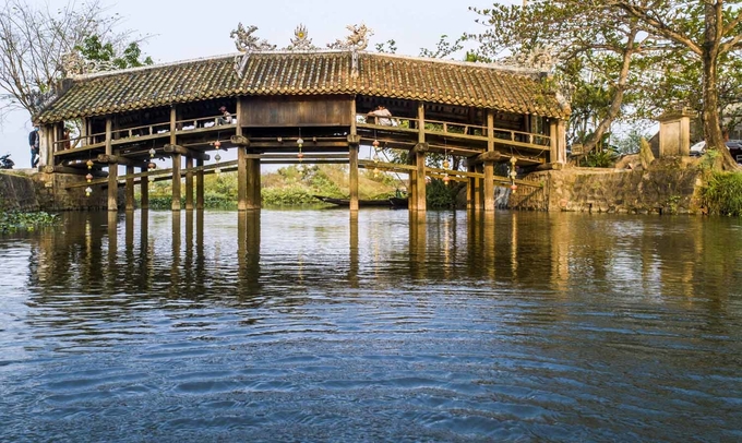 Cầu ngói Thanh Toàn - điểm đến Huế với kiến trúc cổ xưa