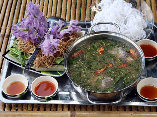 Lẩu bần Phù Sa đặc sản ẩm thực Cần Thơ