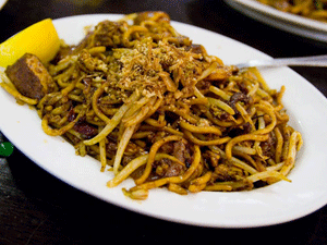 Mee goreng mì xào đường phố Malaysia