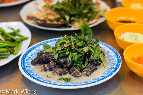 Ốc món ăn vặt Sài Gòn