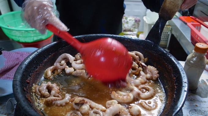 Nakji bokkeum bạch tuộc xào cay món ăn Hàn Quốc