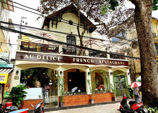 Kiến trúc cổ điển Pháp tại nhà hàng Au Delice
