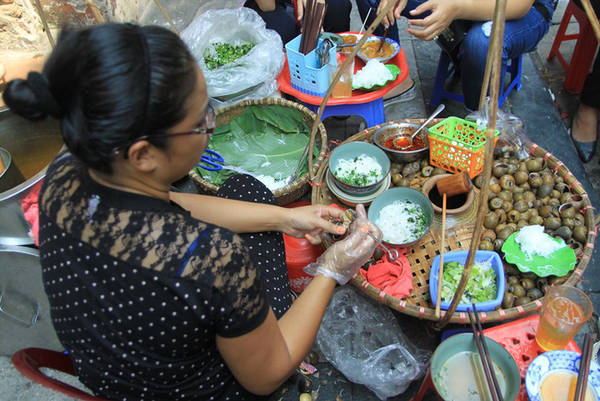 9-quan-bun-gia-mem-cho-bua-sang-ngon-tuyet-o-ha-noi-ivivu-17 9-quan-bun-gia-mem-cho-bua-sang-ngon-tuyet-o-ha-noi-ivivu-17