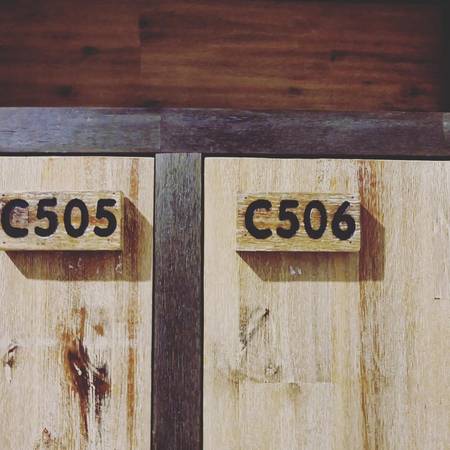 Giường có số hiệu tại 9 Station Hostel Phú Quốc