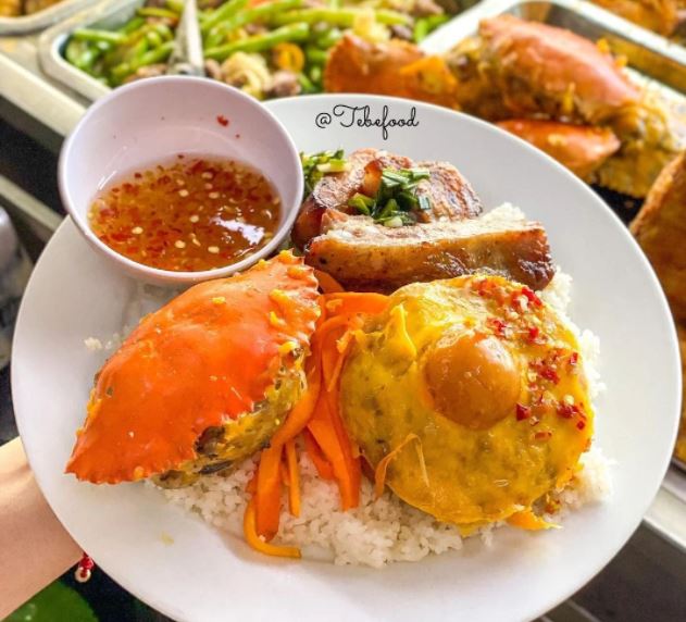 Cơm tấm mai cua biển gây nghiện thực khách tại Sài Gòn