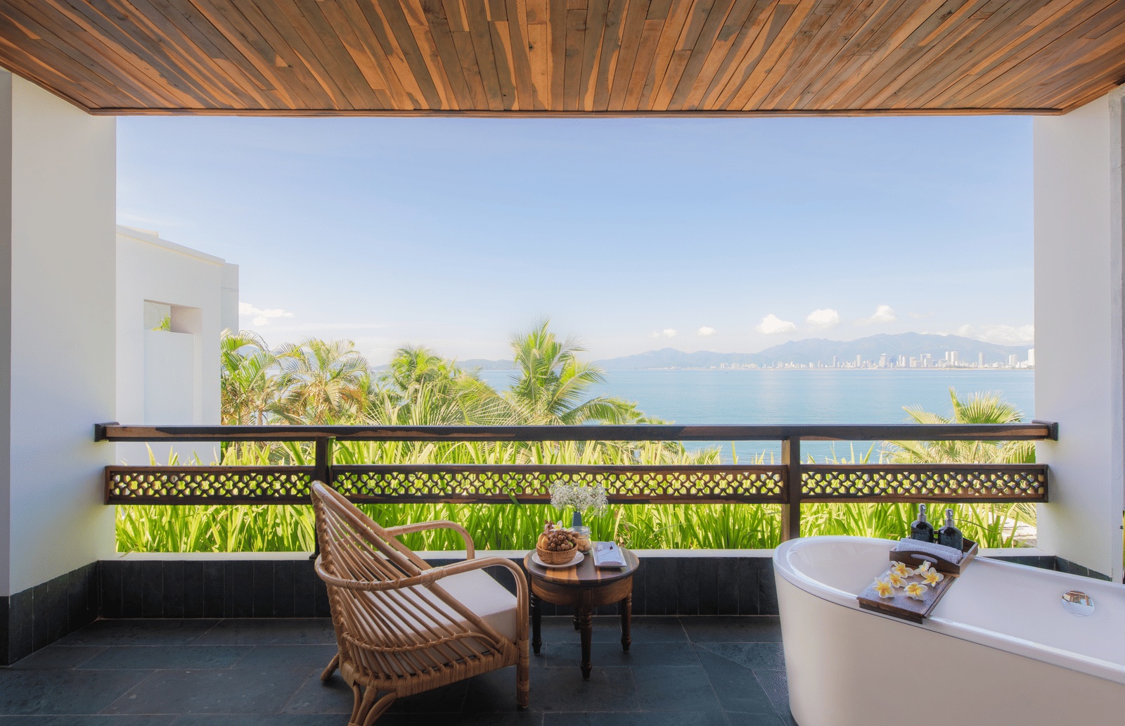 Hạng phòng Villa hướng biển tại Alibu Nha Trang