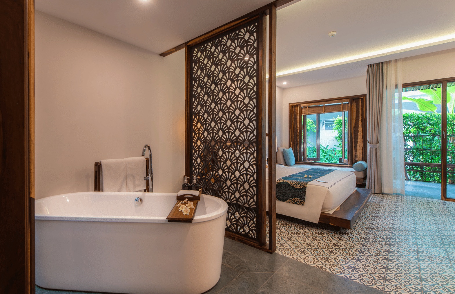 Bungalow Garden View tại Alibu Nha Trang