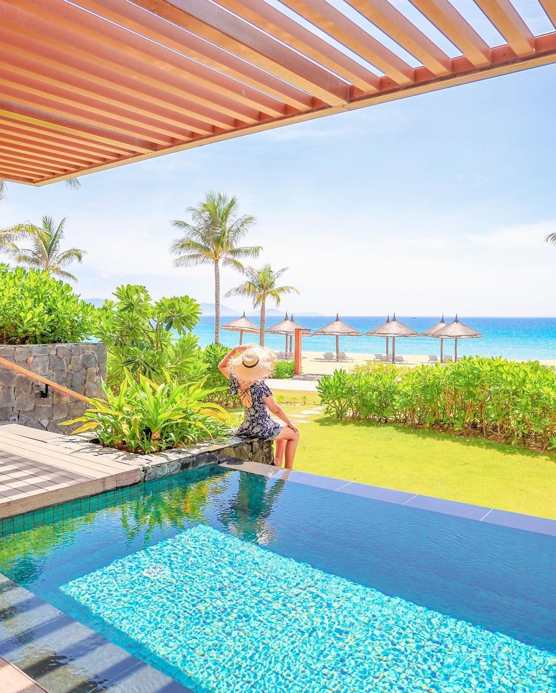 Villa hướng biển riêng tư tại ALMA Cam Ranh
