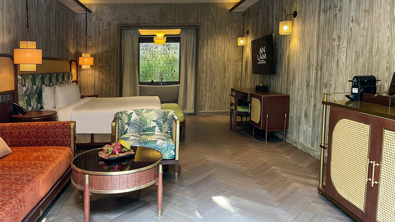 alrsr-garden-view-suite-1-cr-800x450-1 alrsr-garden-view-suite-1-cr-800x450