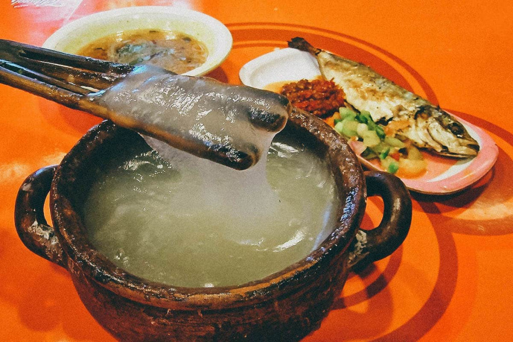 Ambuyat món ăn truyền thống ẩm thực Brunei
