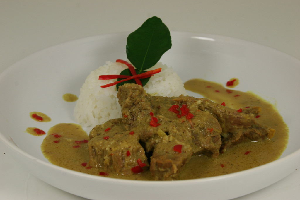 Rendang Brunei món ăn đặc trưng ẩm thực Brunei