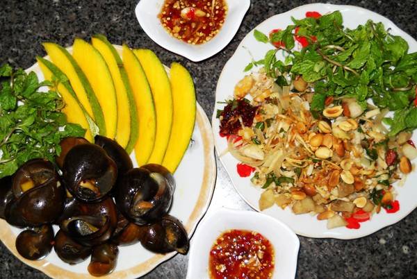 Ẩm thực Đà Nẵng là sự kết hợp tinh hoa nhiều vùng miền