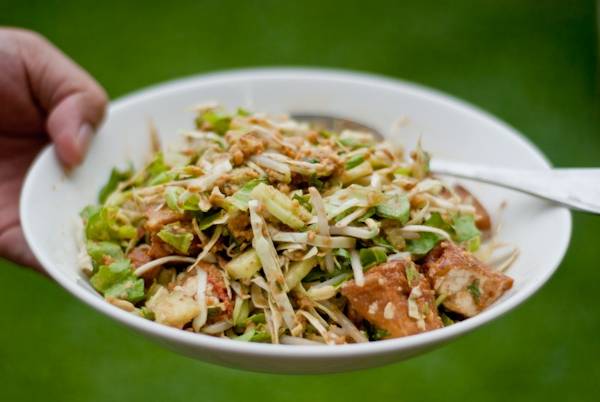 Gado-Gado Indonesia trong ẩm thực Đông Nam Á