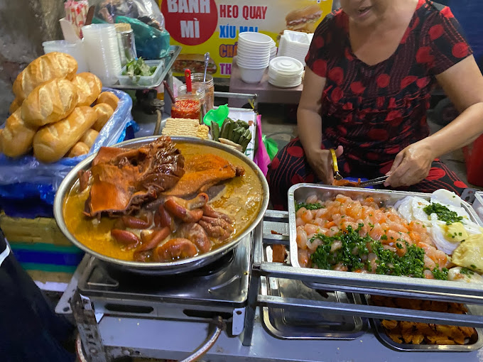 Phá lấu.