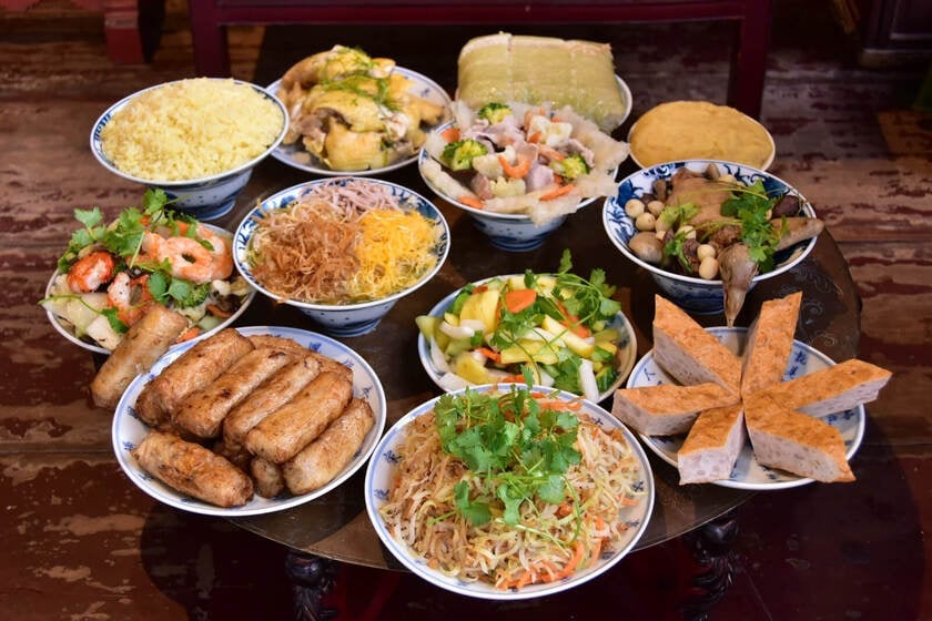 Mâm cỗ làng gốm Bát Tràng tinh hoa ẩm thực Hà Nội