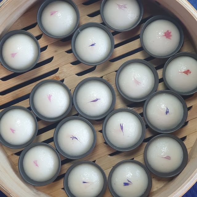 Bánh gạo rượu Jeungpyeon đặc trưng ẩm thực Hàn Quốc