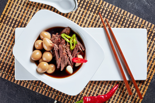 Thịt bò kho tương đậm đà chuẩn vị Hàn Quốc