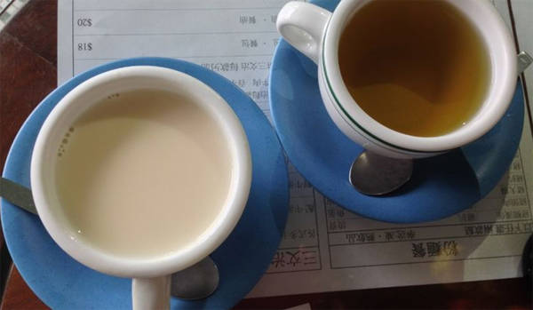 Quán cà phê Cha chaan teng đặc trưng của ẩm thực Hong Kong