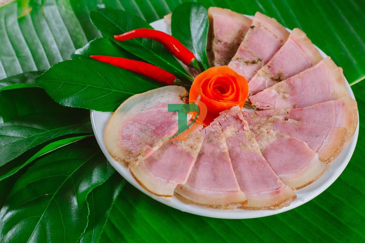 Giò bê đặc sản ẩm thực Nghệ An