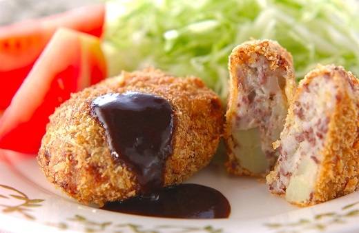 Beef Korokke - món ăn Nhật Bản bánh khoai tây thịt bò