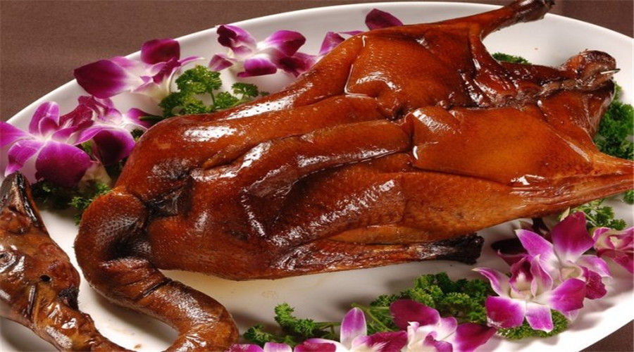 Ngỗng nướng nguyên con ẩm thực Thâm Quyến
