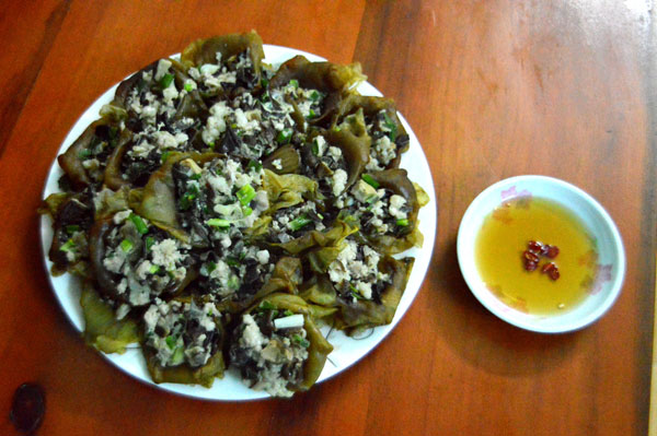 Hoa kè nhồi thịt.
