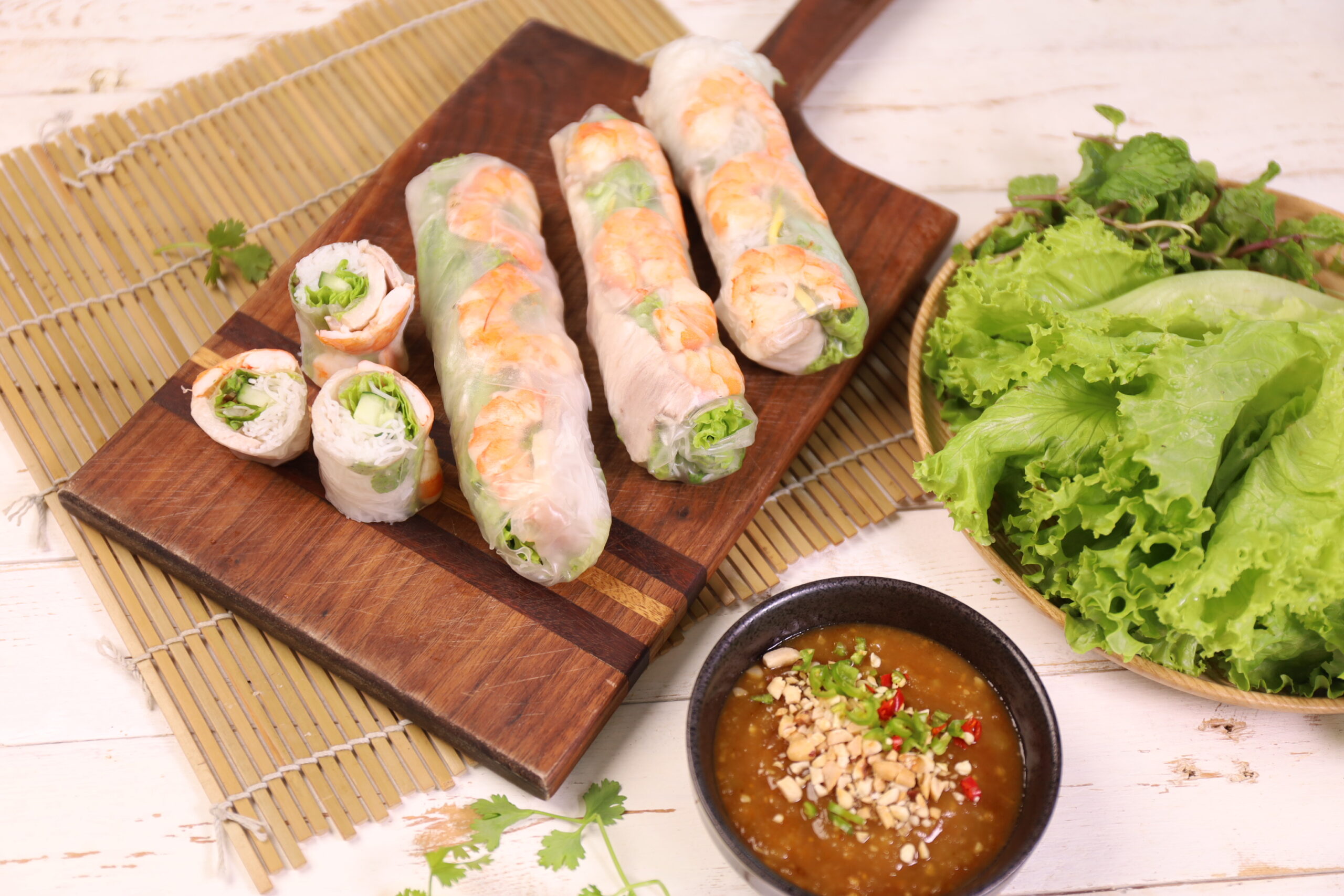 Việt Nam lọt top 20 nền ẩm thực ngon nhất thế giới