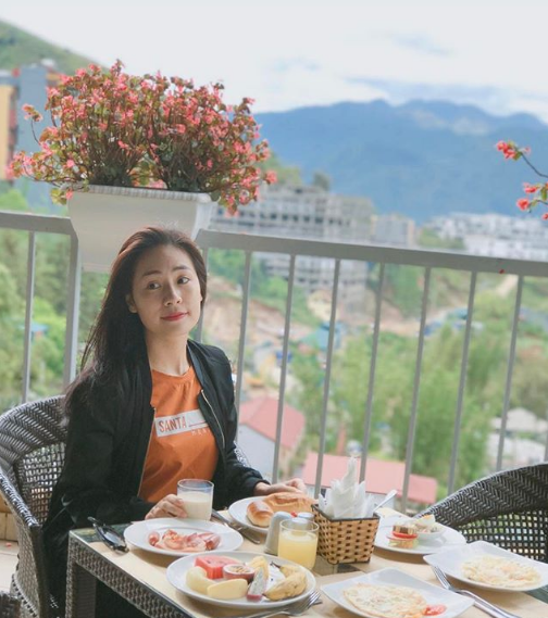 Ảnh:@chloevu02