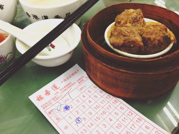 Du lịch Hong Kong ăn Dim Sum truyền thống trong xửng tre