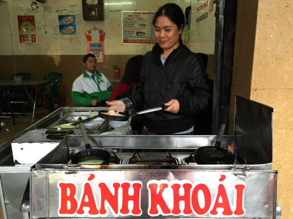 Thưởng thức bánh khoái Thượng Tứ nét đặc sắc của ẩm thực Huế