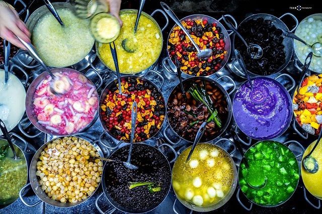 Vả trộn xúc bánh tráng