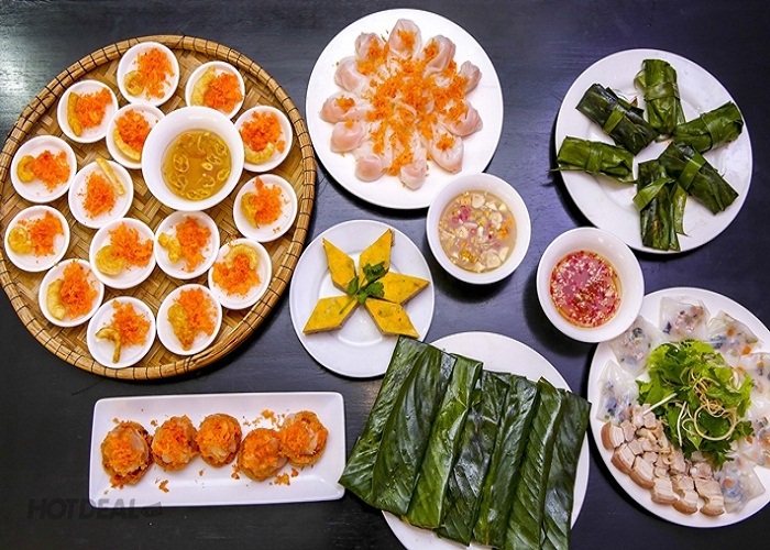 Cơm hến bình dị đậm đà