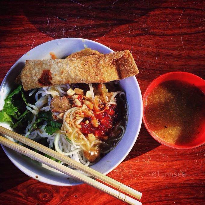 Bún mắm nêm - món ngon Đà Nẵng đặc sản bình dân tại chợ Cồn