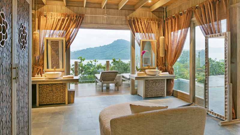 Phòng tắm không gian mở độc đáo tại An Lâm Retreat Ninh Vân Bay