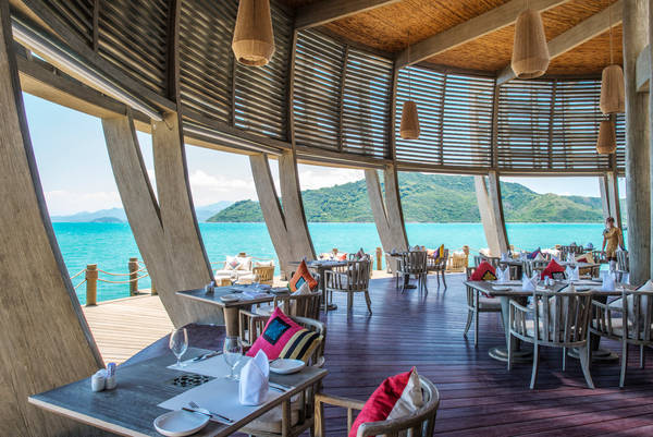 Không gian ẩm thực tinh tế tại An Lâm Retreat Ninh Vân Bay