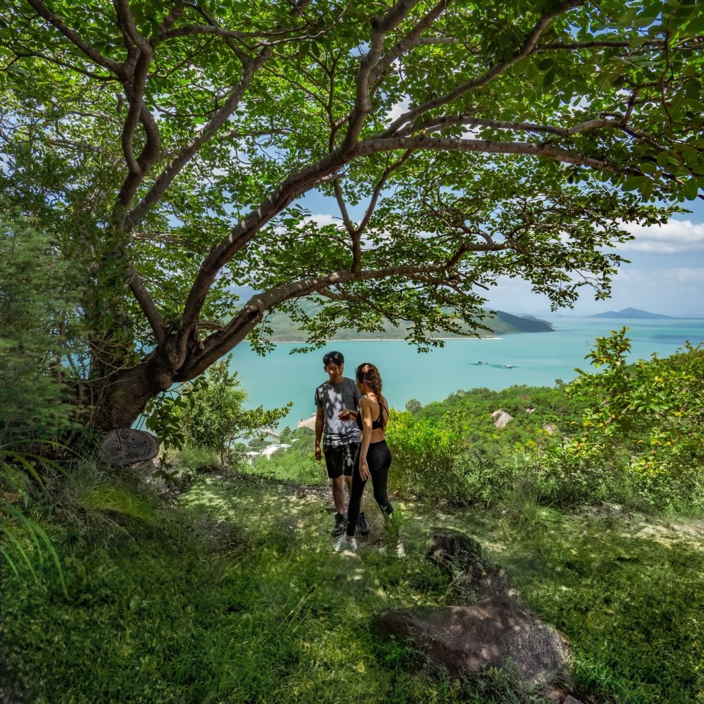 Hoạt động chèo thuyền kayak tại An Lâm Retreats Ninh Vân Bay