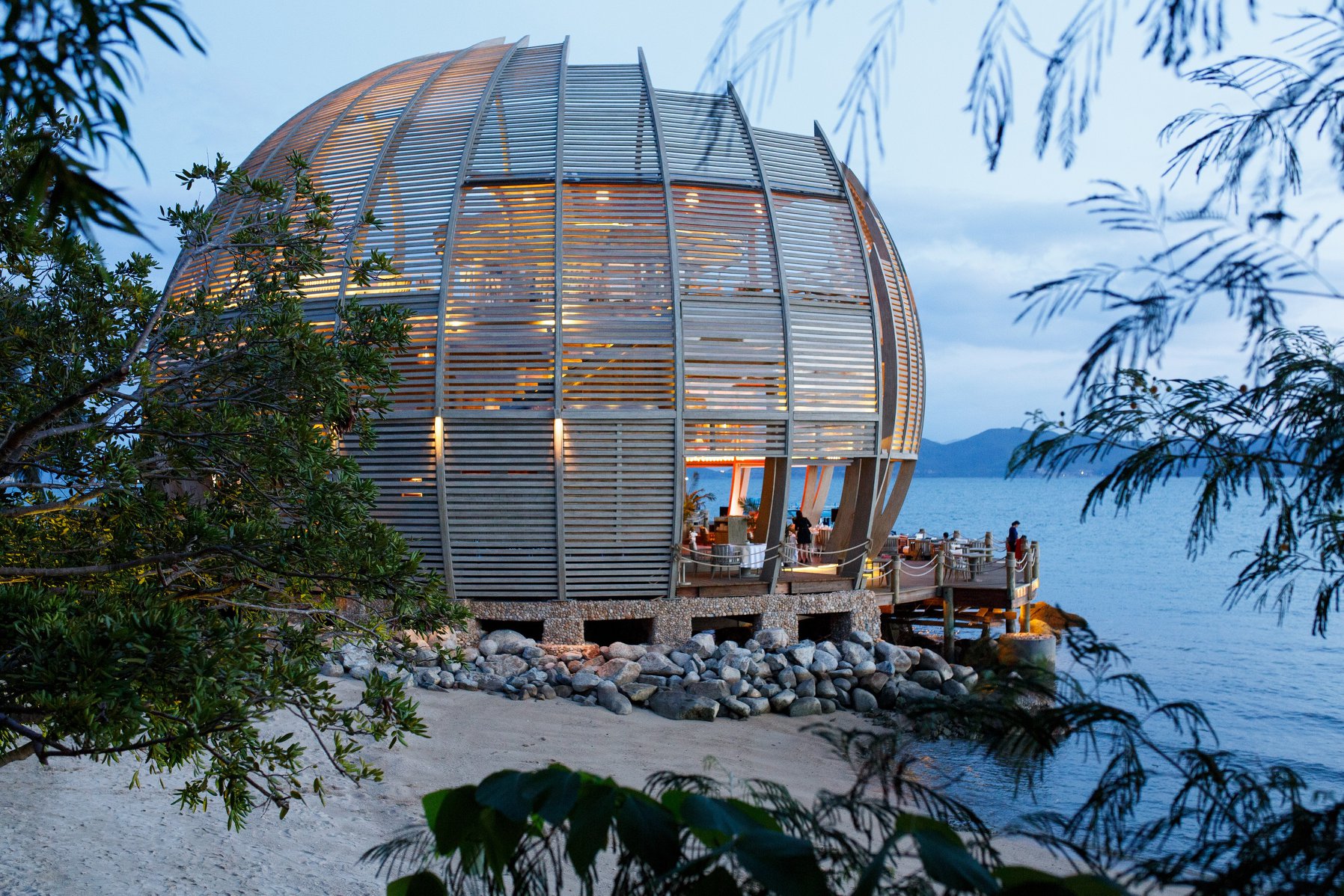 Không gian nhà hàng Sen An Lâm Retreats Ninh Vân Bay