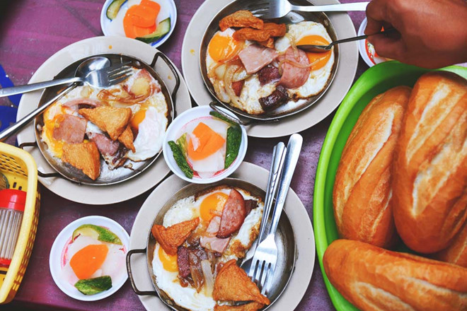 Bánh mì Hòa Mã - quán ăn ngon Sài Gòn