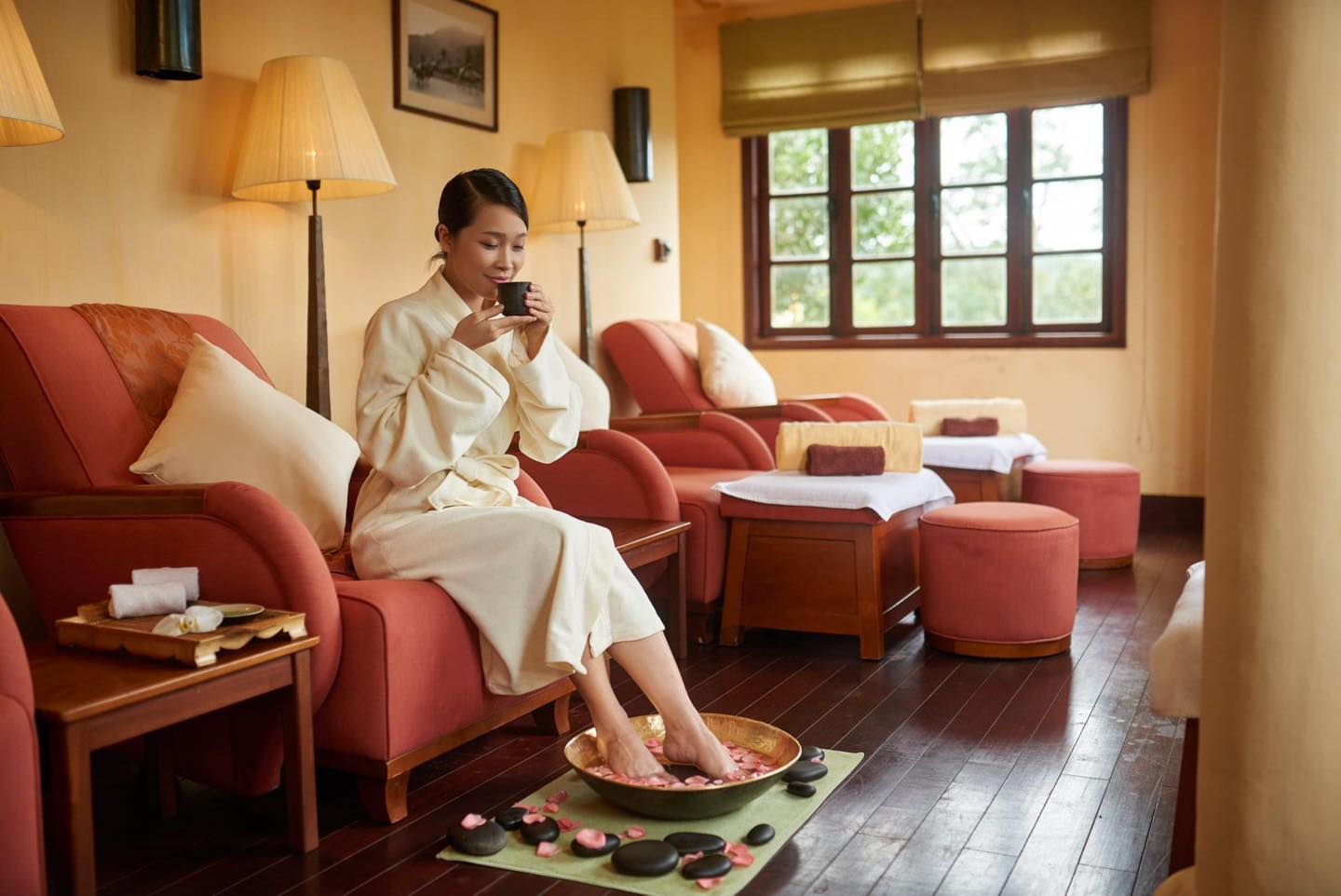 Ngâm chân thảo dược tại Ana Mandara Villas Dalat