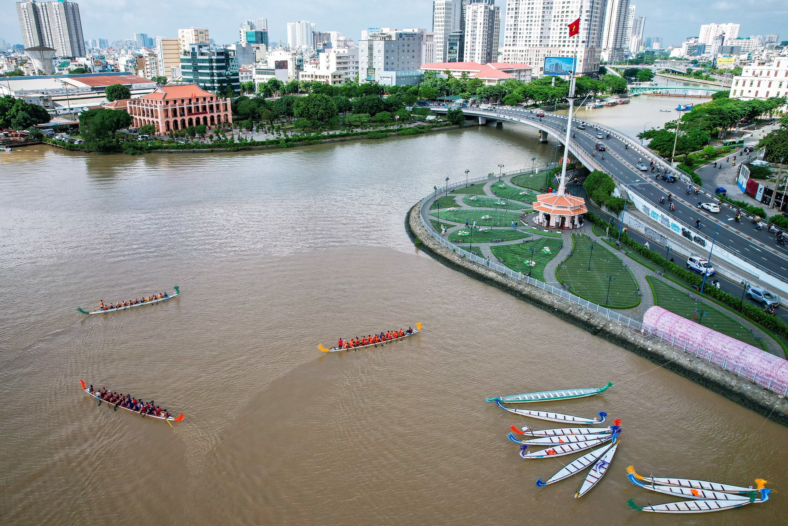 lễ hội sông nước Sài Gòn 2024
