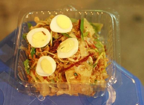 Bánh tráng trộn món ngon ẩm thực vỉa hè
