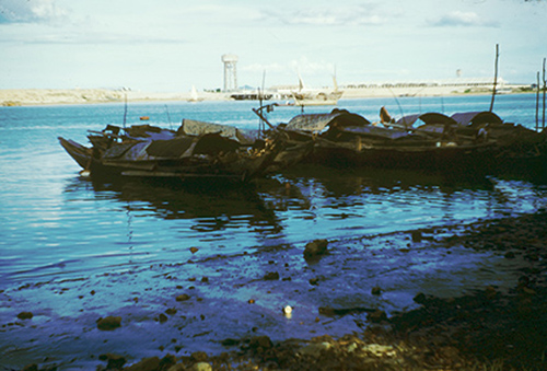 Bến thuyền trên sông Hàn Đà Nẵng 1954