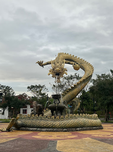 Con rồng trong văn hóa Á Đông tại Asia Park Đà Nẵng