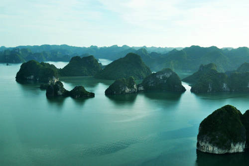 ba-cach-ngam-vinh-ha-long-tu-tren-cao-hop-tui-tien-ivivu-1