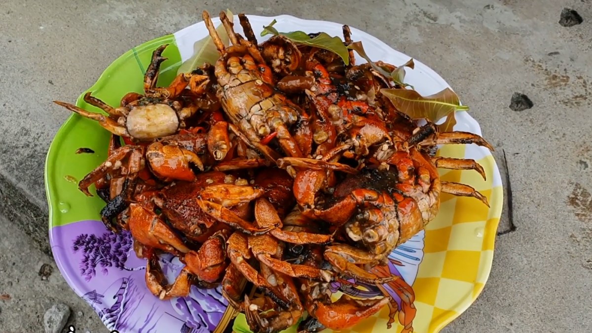 Ba khía rang me Cần Thơ