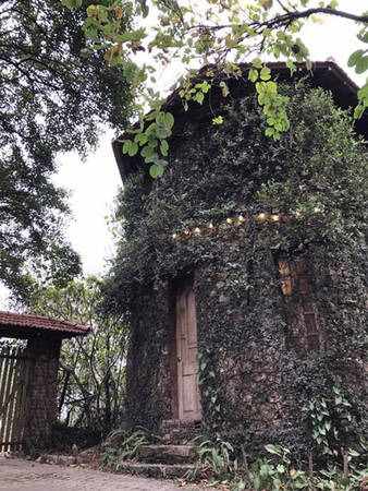 Jungle House - khu nghỉ dưỡng gần Hà Nội mang đậm chất cổ tích