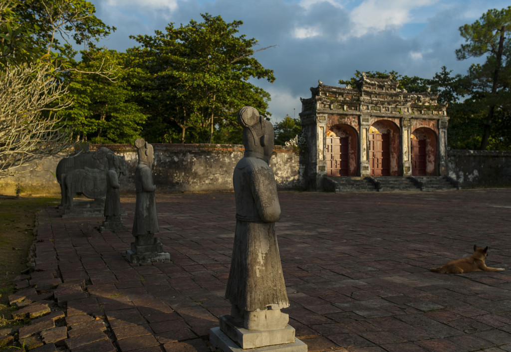 ba-lang-tam-nhung-vi-vua-trieu-nguyen-noi-tieng-ivivu-21