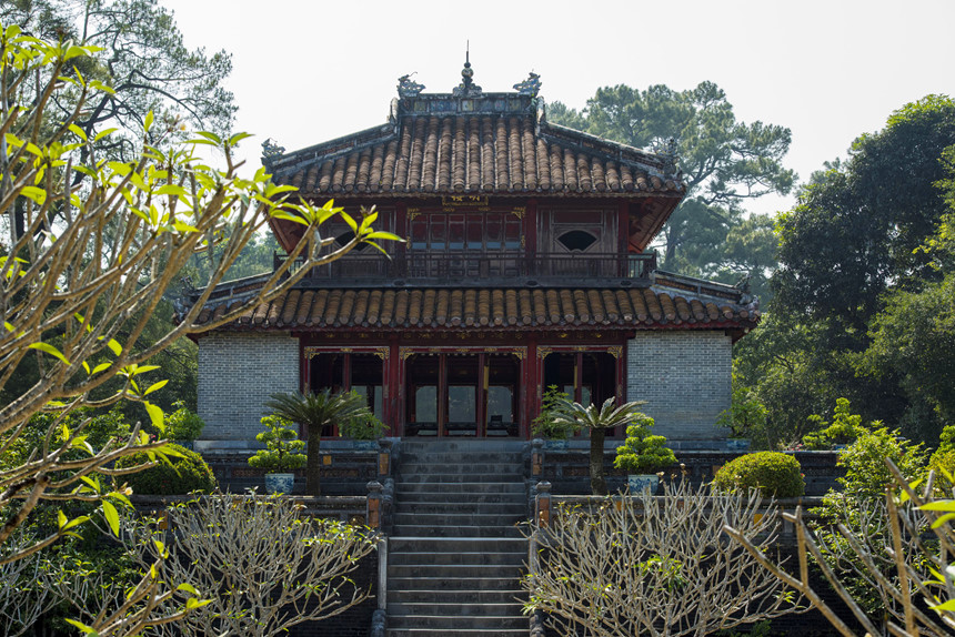 ba-lang-tam-nhung-vi-vua-trieu-nguyen-noi-tieng-ivivu-22