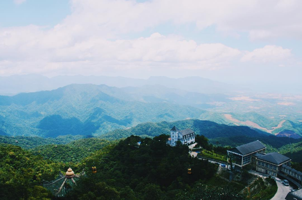 Cáp treo Bà Nà Hills Đà Nẵng
