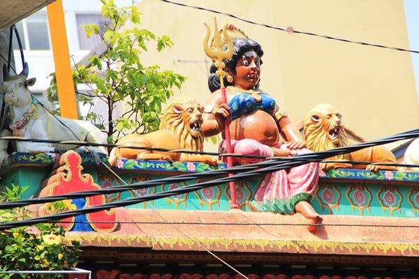 Không gian đền thờ Mariamman tại Sài Gòn